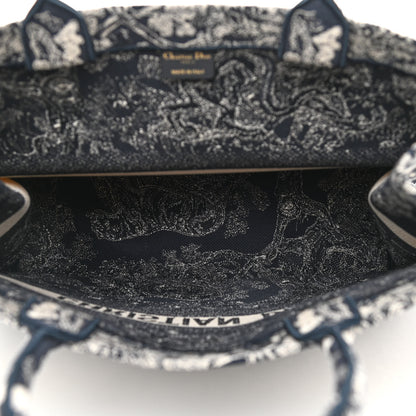 Christian Dior Canvas Embroidered Large Dioriviera Toile De Jouy Reverse Book Tote Blue 5 of 9
