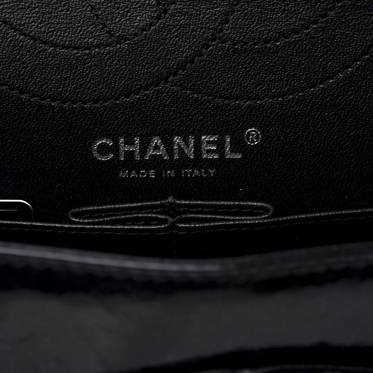 Distressed Patent Quilted 2.55 Reissue 226 Flap So Black