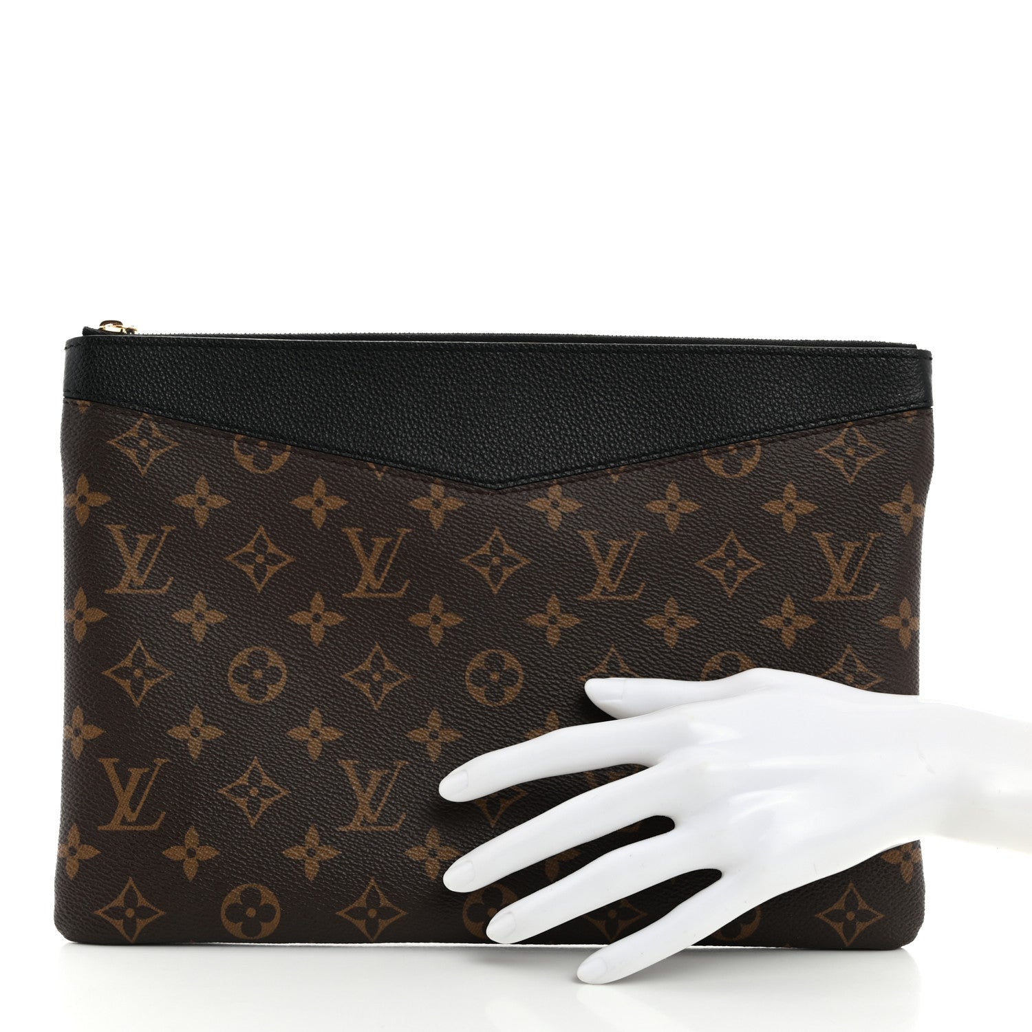 Louis Vuitton Monogram Daily Pouch Black 2 of 7