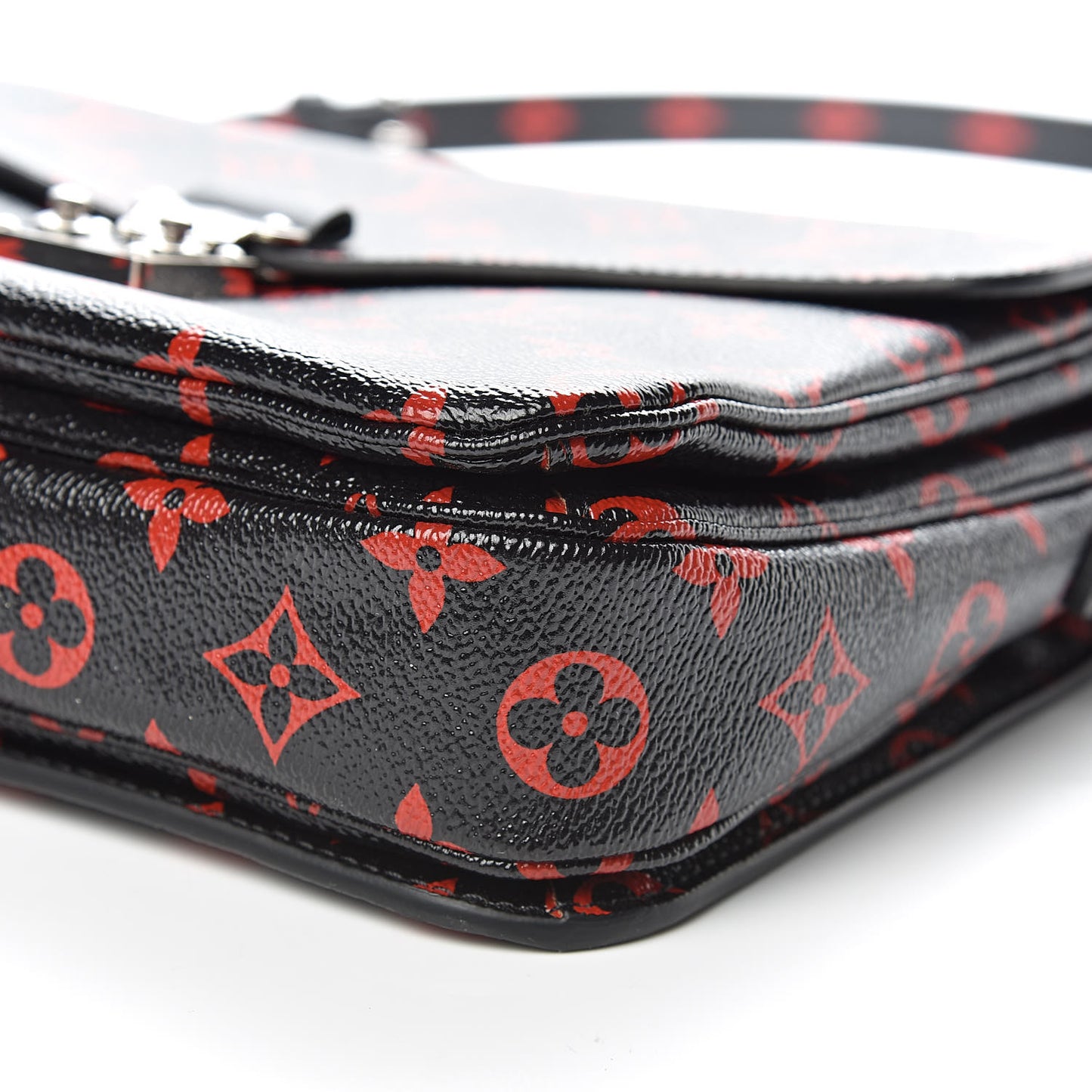 Monogram Infrarouge Pochette Metis