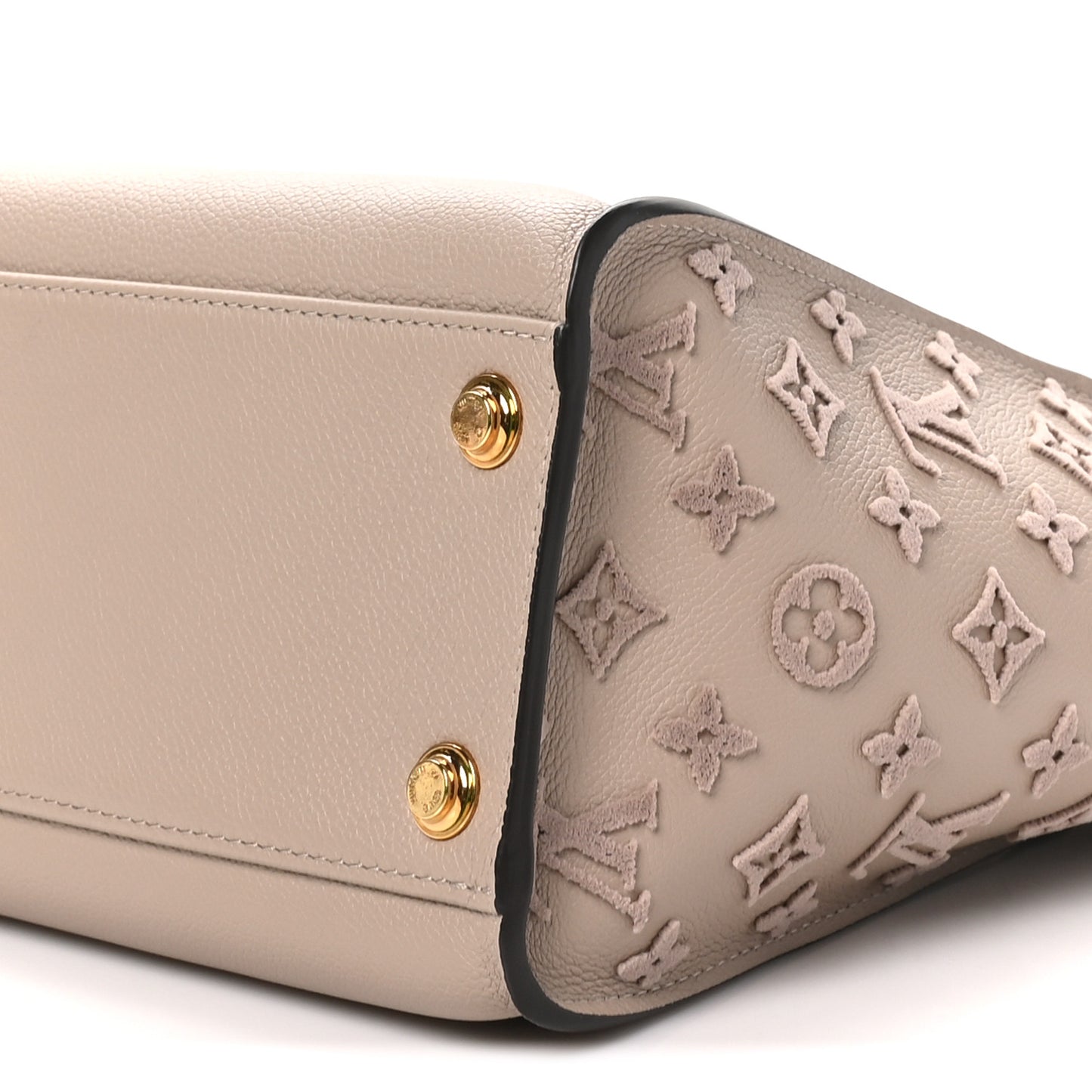 Calfskin Monogram Tufting On My Side Galet