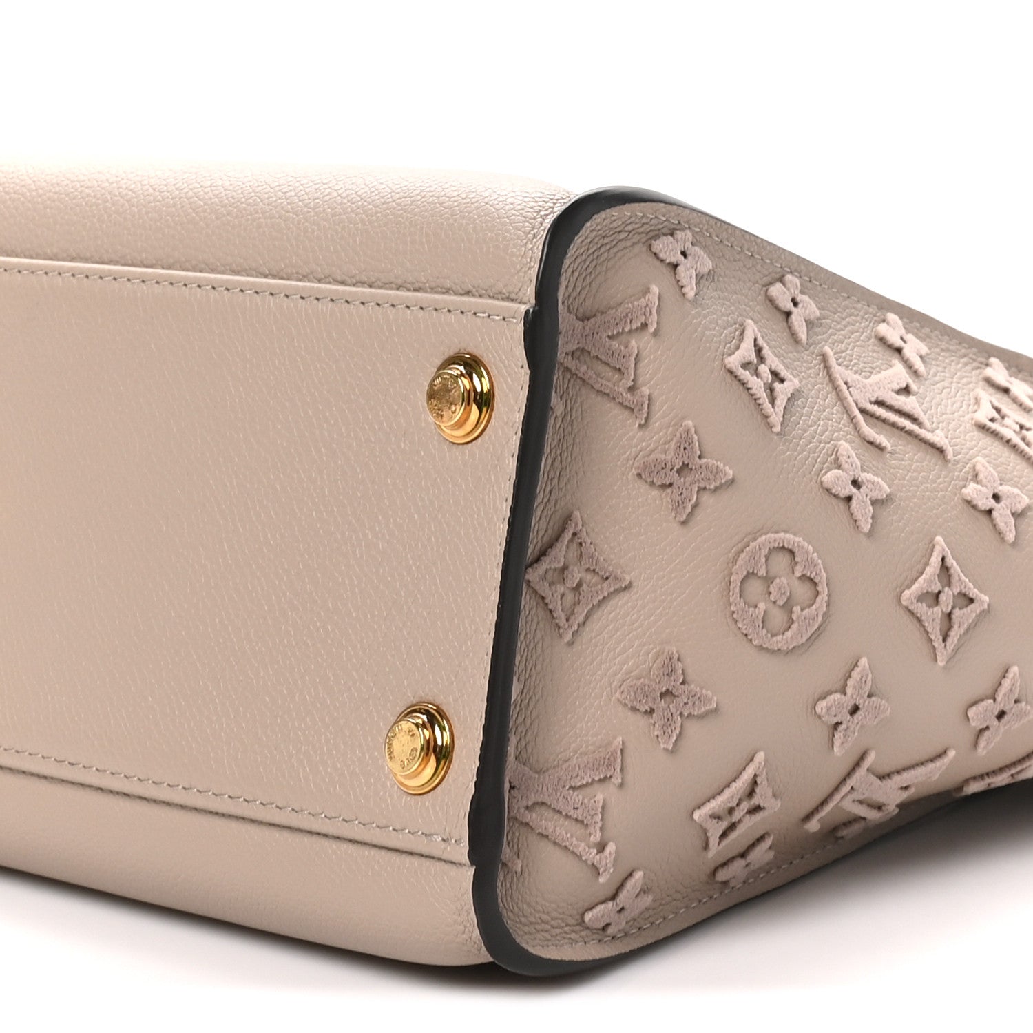 Louis Vuitton Calfskin Monogram Tufting On My Side Galet 9 of 9