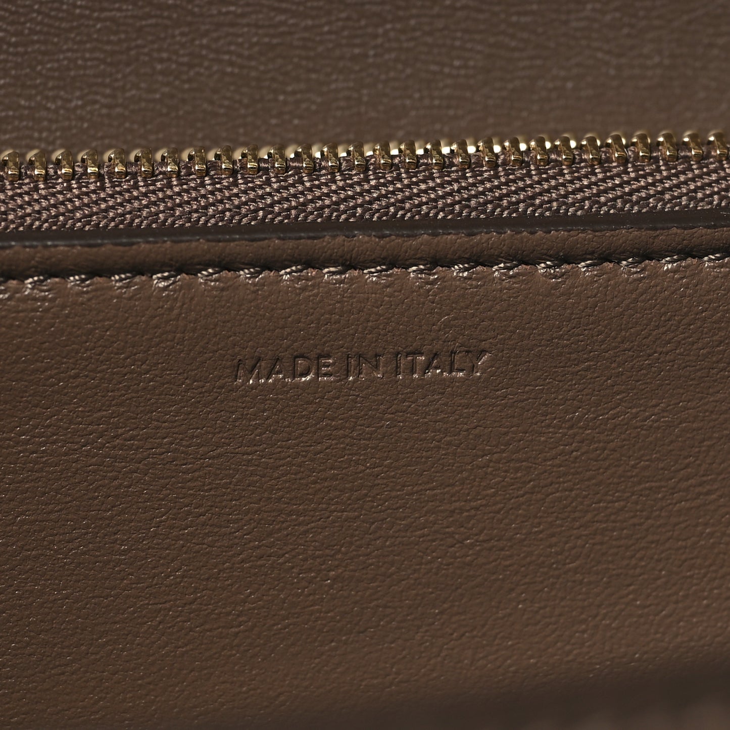 Liege Calfskin Medium Classic Box Flap Bag Glazed Nut