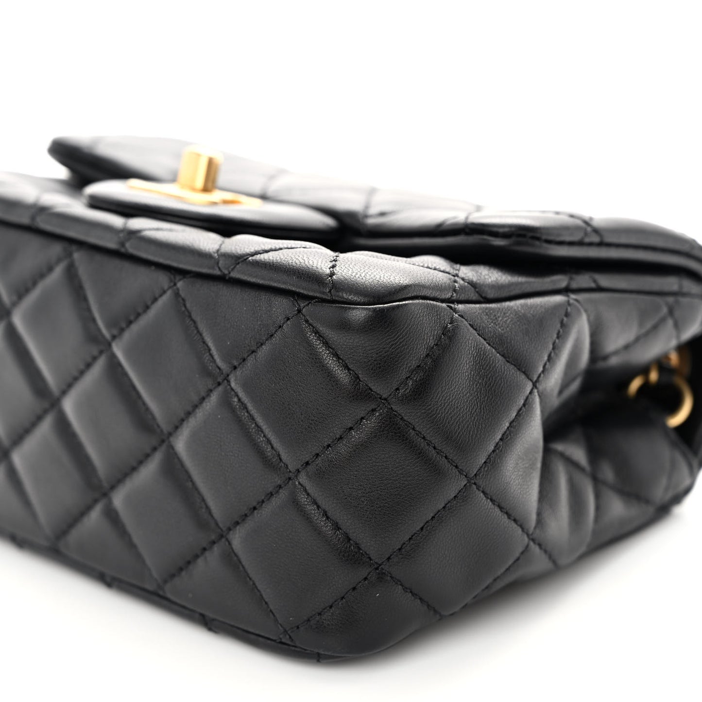 Lambskin Quilted Mini Pearl Crush Flap Black
