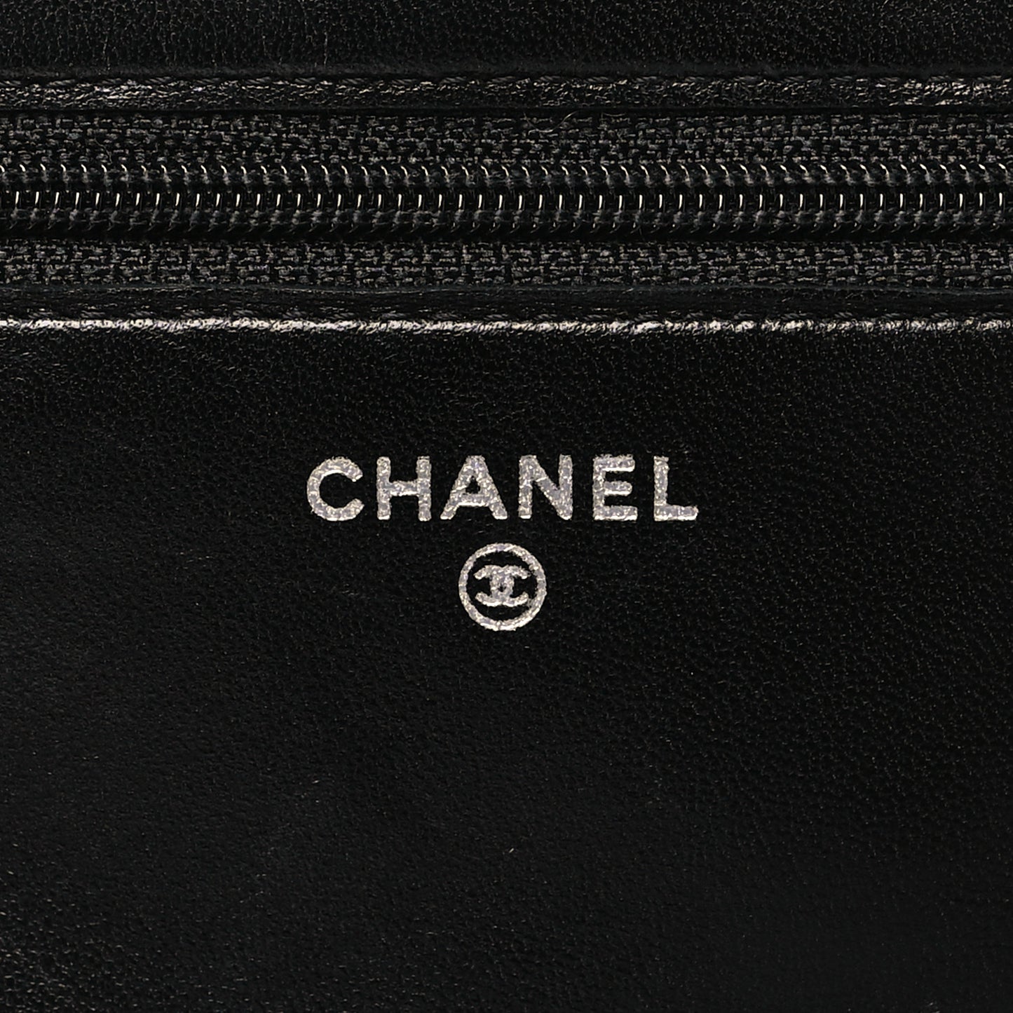 Lambskin Quilted Wallet On Chain WOC Black