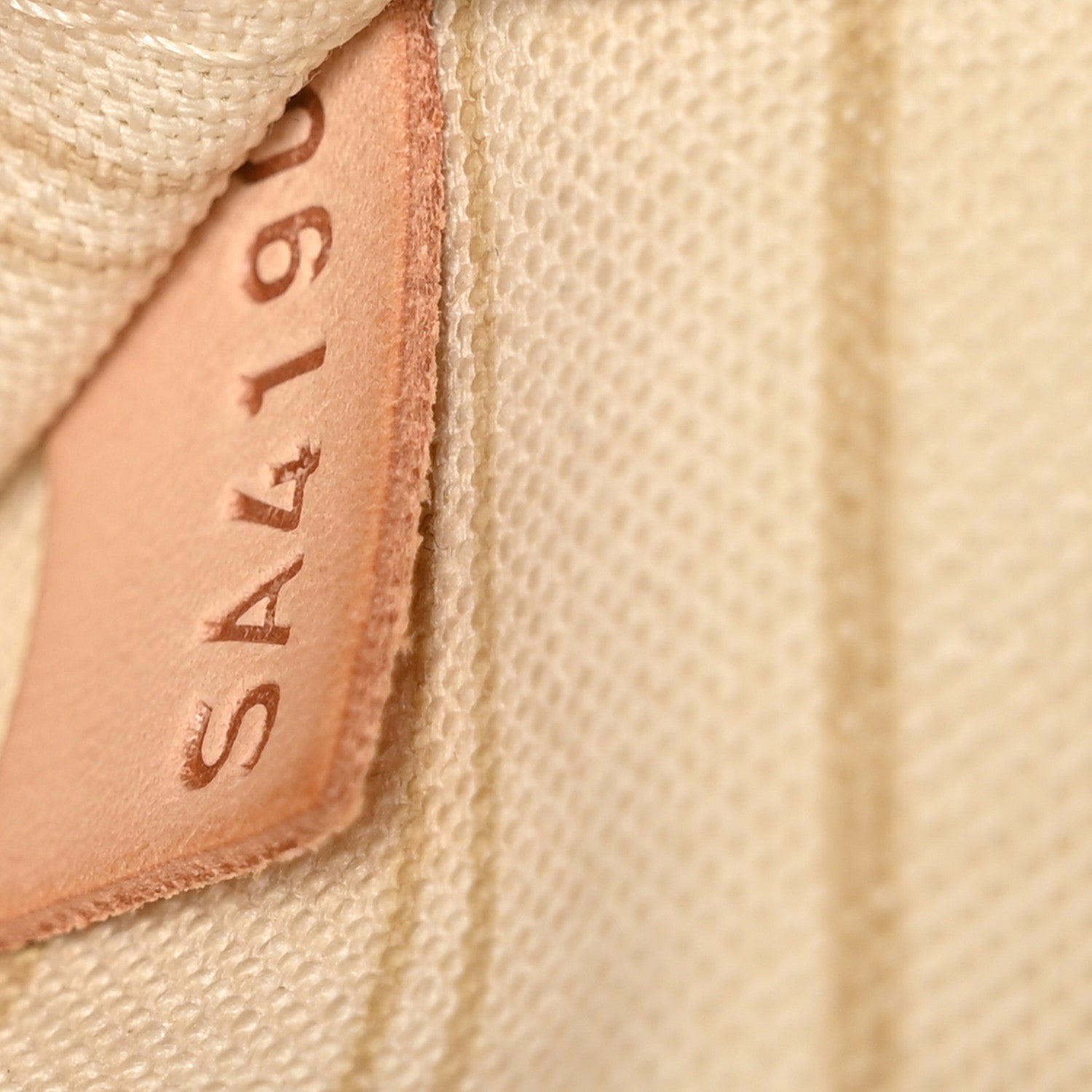 Louis Vuitton Damier Azur Neverfull MM 7 of 9