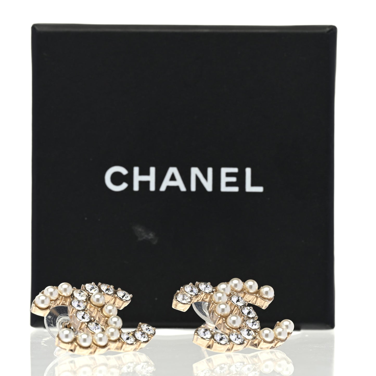 Crystal Pearl CC Dazzling Domino Earrings Gold