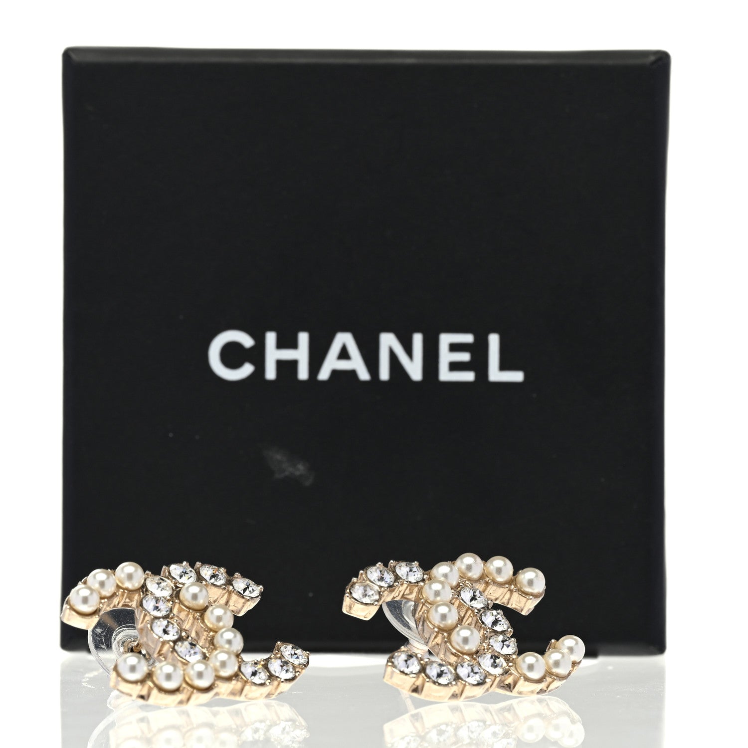 Chanel Crystal Pearl CC Dazzling Domino Earrings Gold 5 of 5