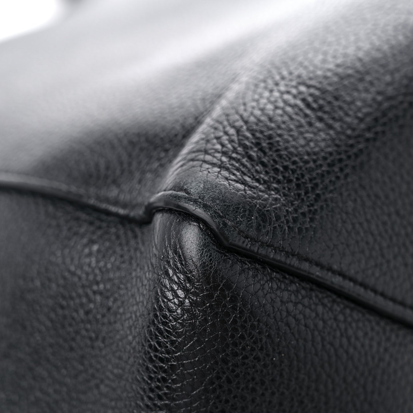 Soft Grained Calfskin Small Belt Cabas Phantom Black