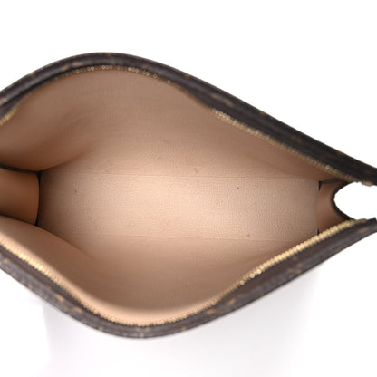 Louis Vuitton Monogram Toiletry Pouch 26 5 of 7