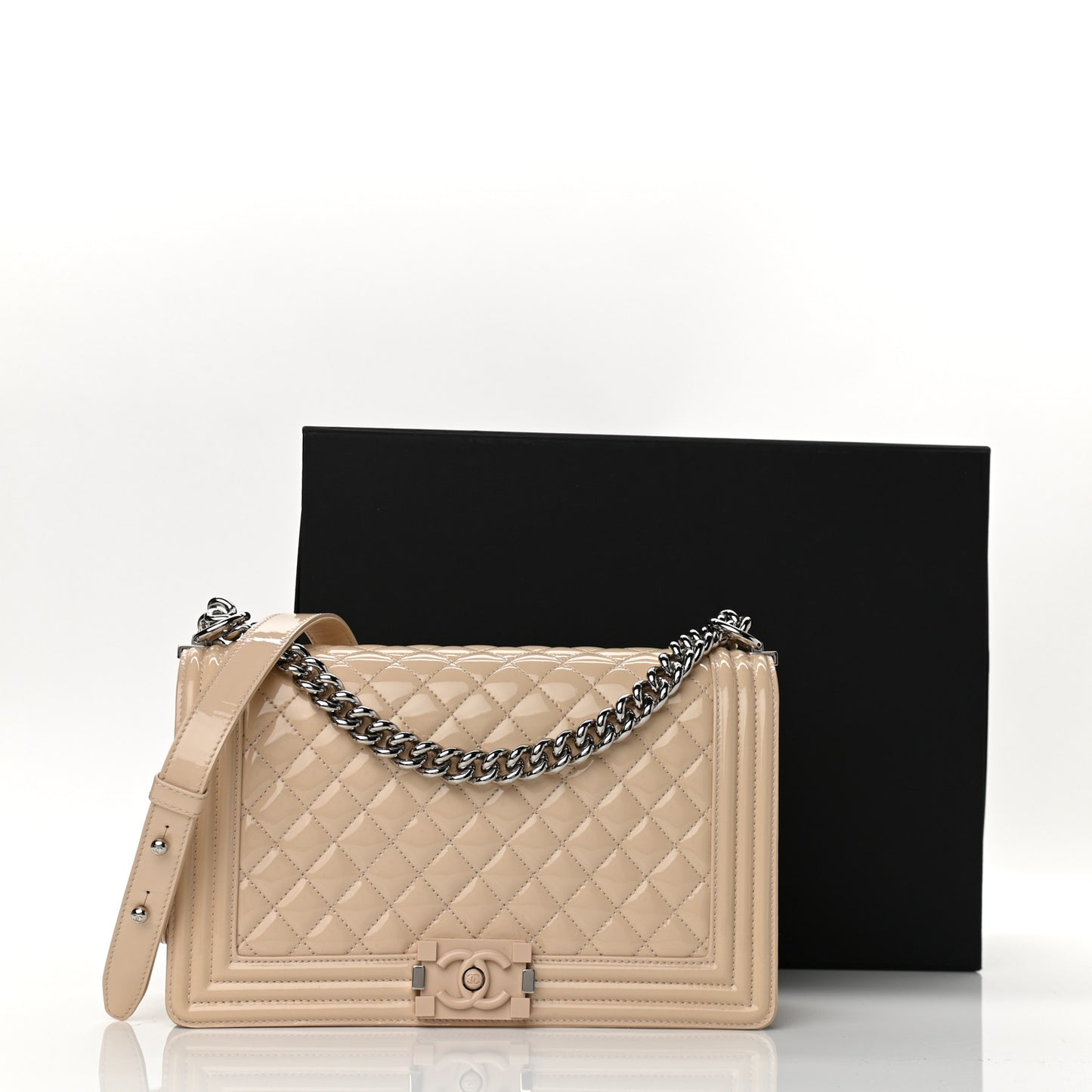 Patent Calfskin New Medium Boy Flap Plexiglass Beige