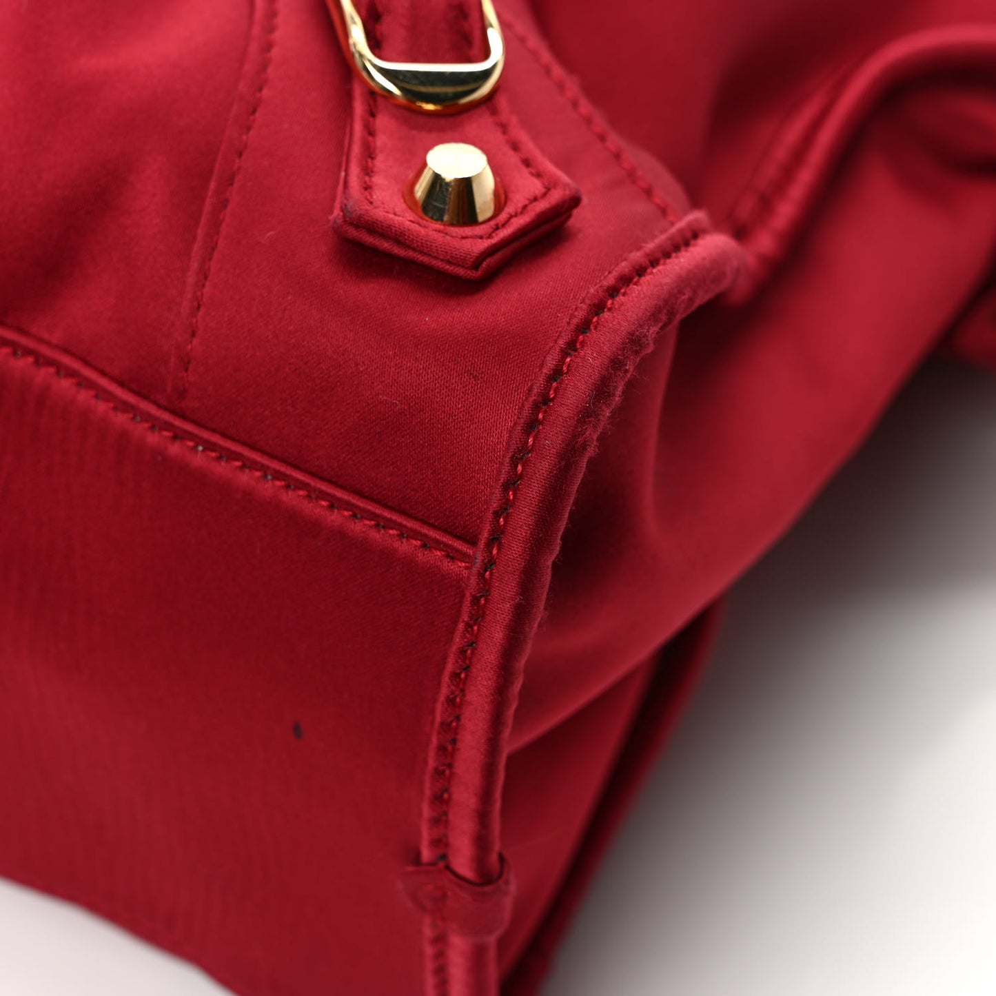 Satin Classic Gold Hardware City Red