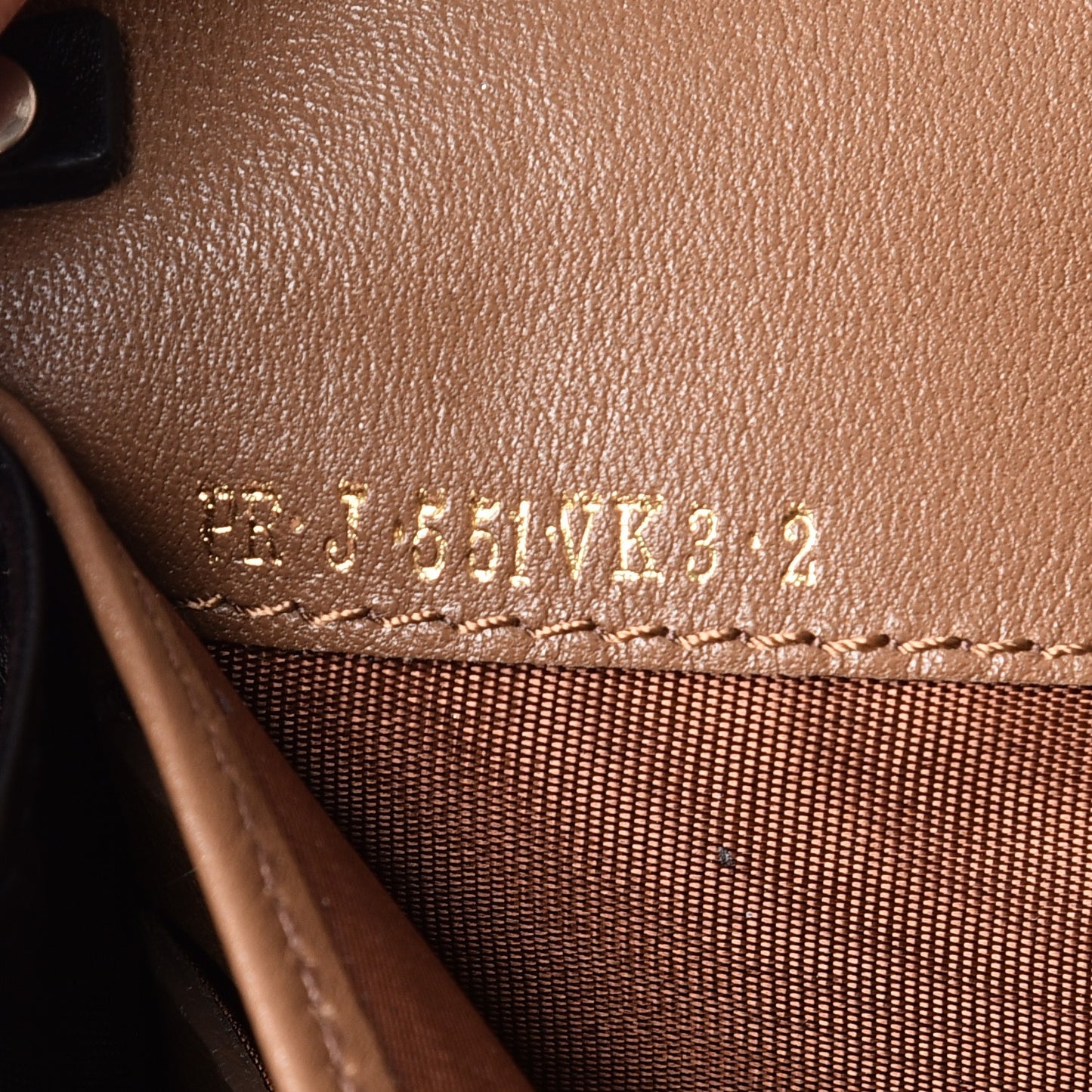 Vitello Rockstud Flap Wallet On Chain Brown