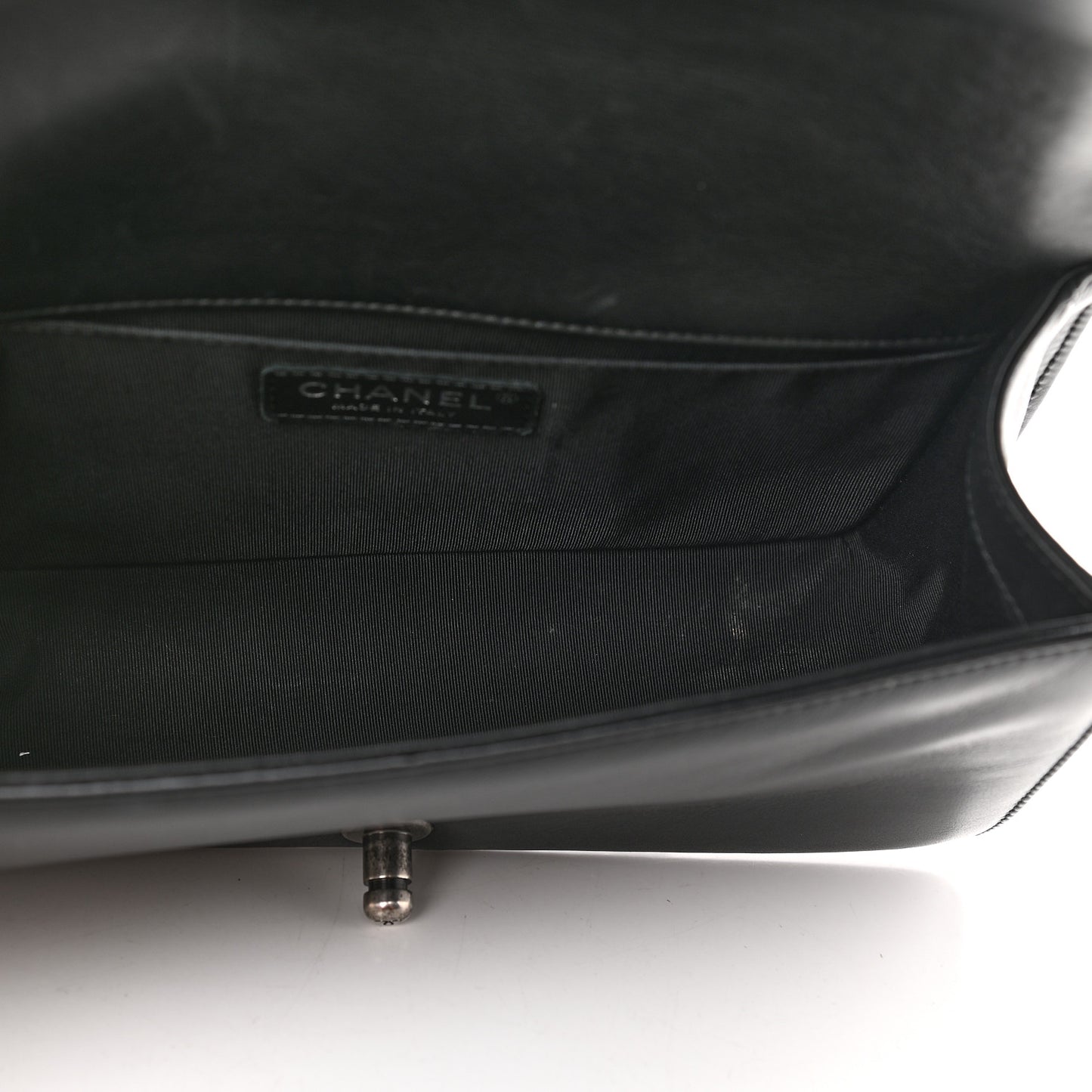 Calfskin Quilted Medium Boy Flap Black