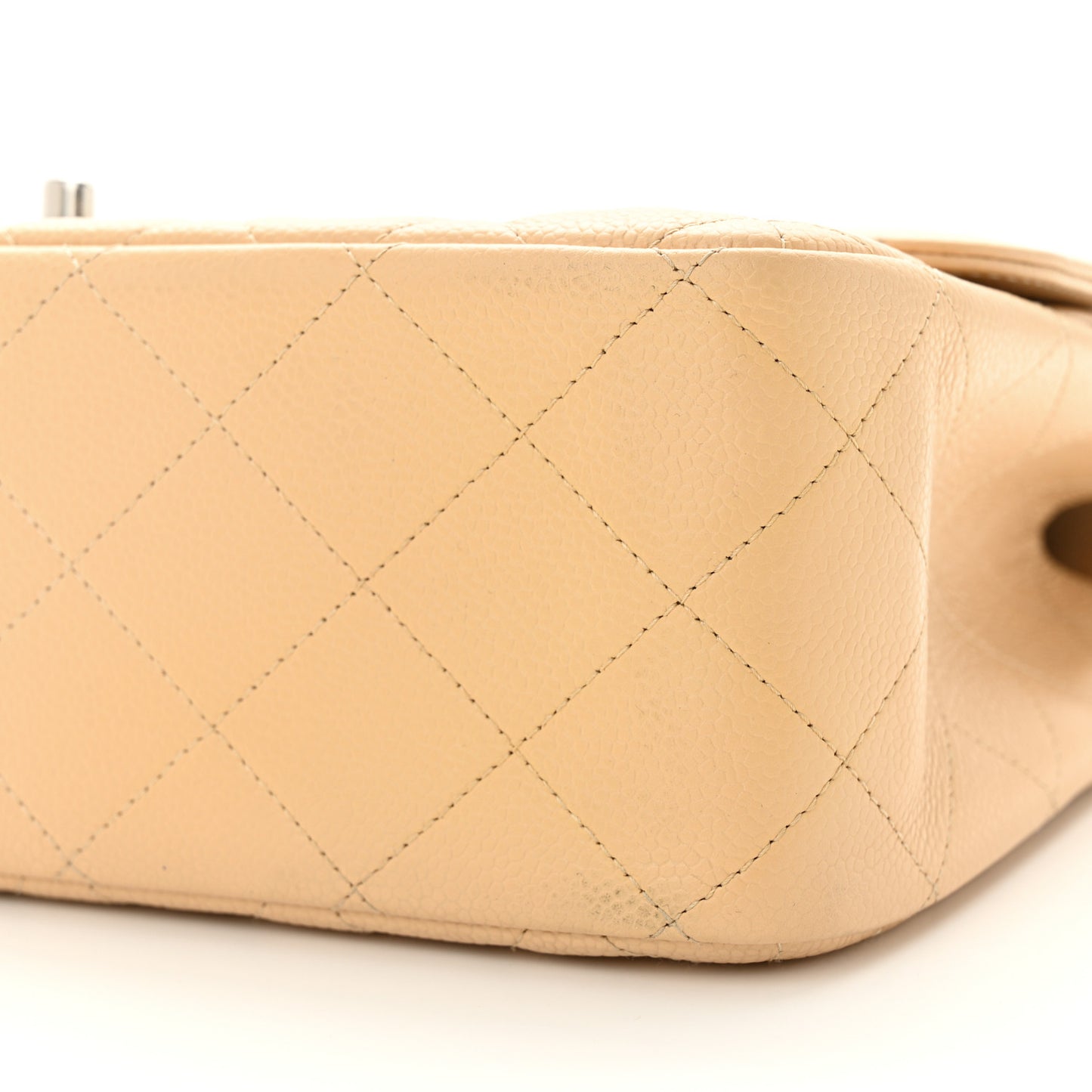 Caviar Quilted Jumbo Double Flap Beige Clair