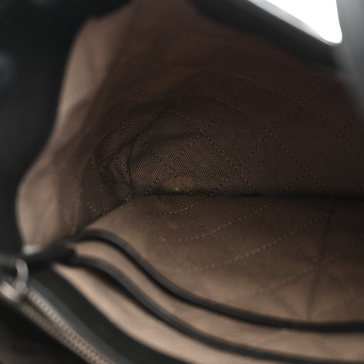Calfskin Stitched Hamptons Tote Black