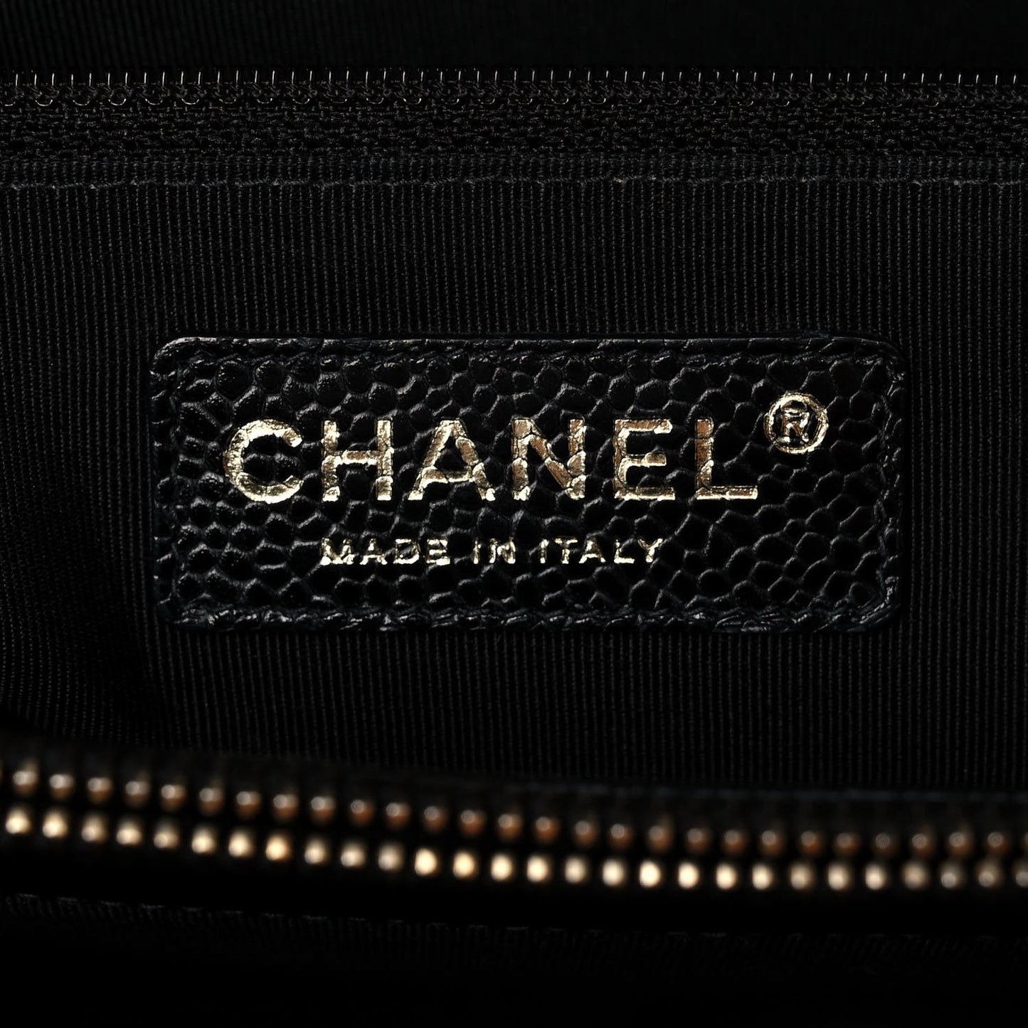 Caviar Quilted Grand Shopping Tote GST Black