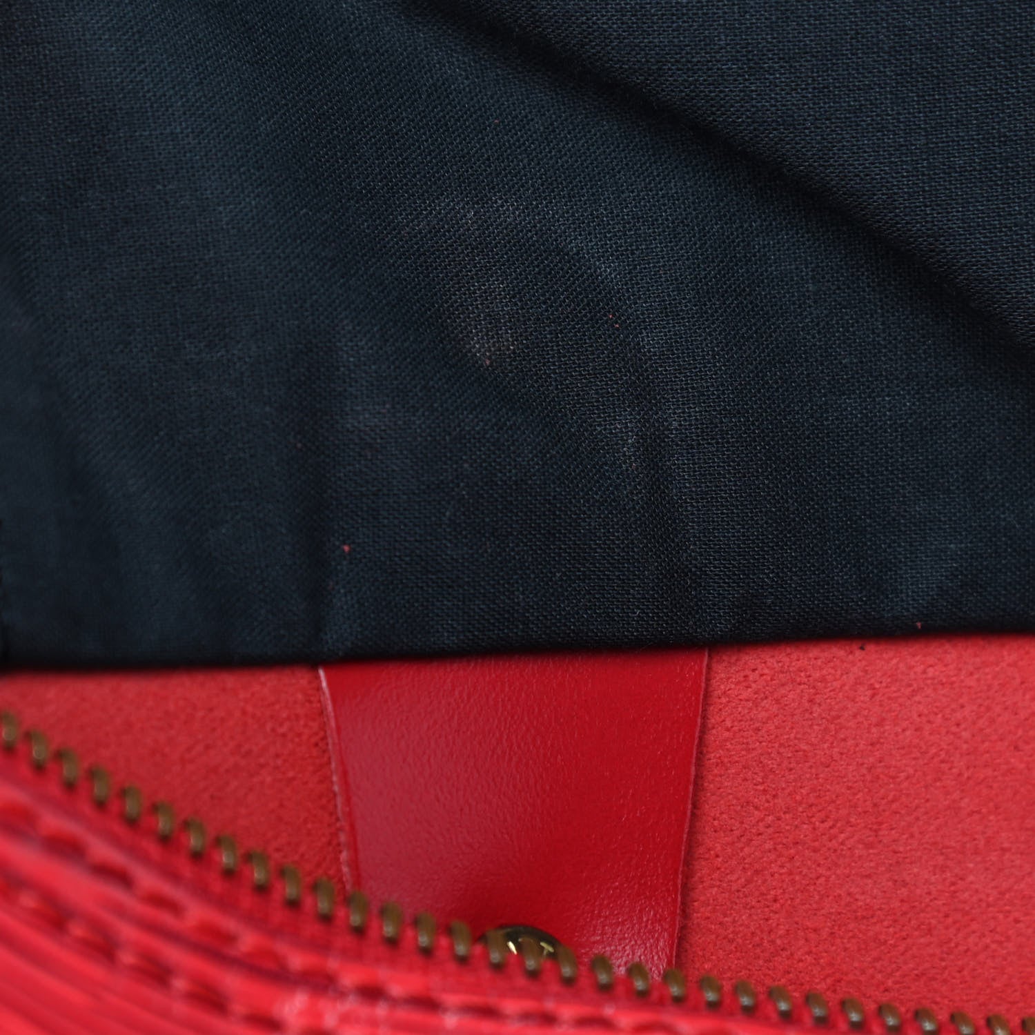 Louis Vuitton Epi Speedy 25 Castillan Red 11 of 19