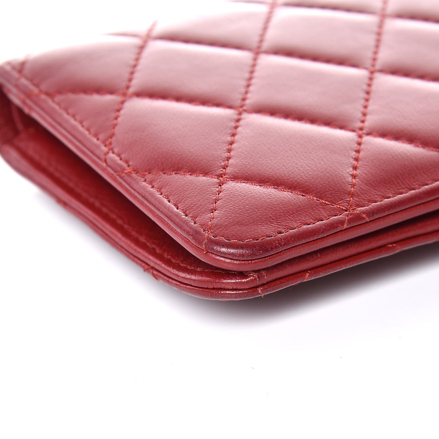 Lambskin Quilted Yen Wallet Red