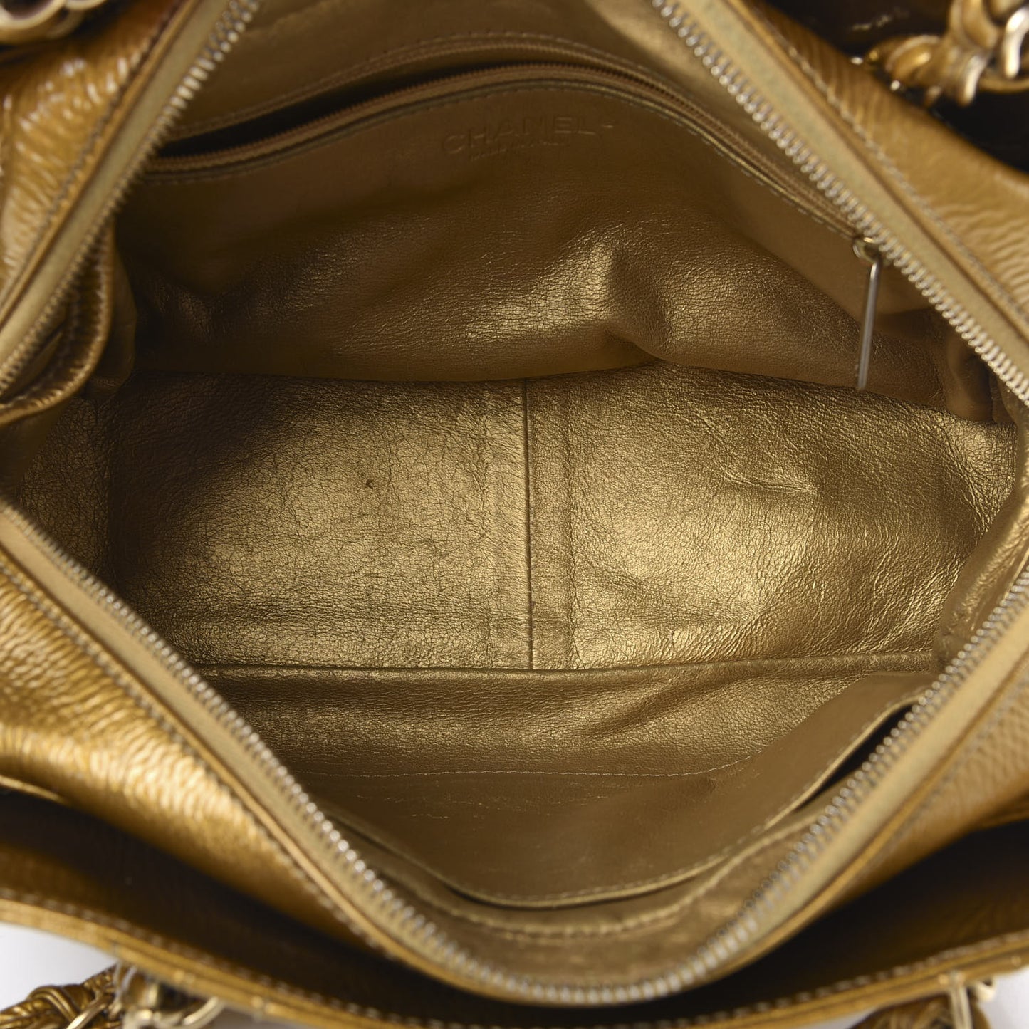 Crinkled Patent Modern Chain Tote Gold