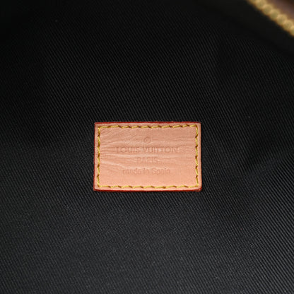 Louis Vuitton Monogram Bumbag 6 of 8
