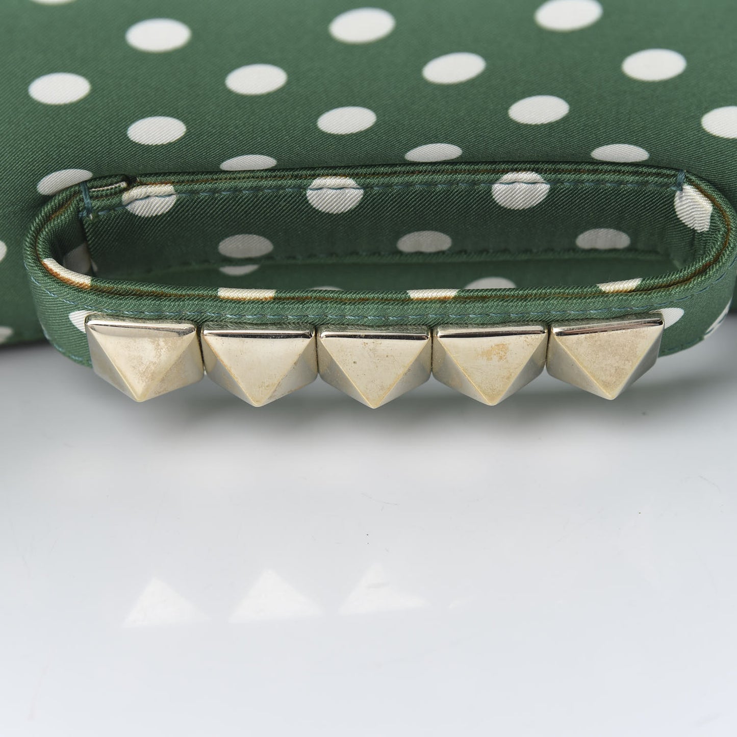 Silk Poise Va Va Voom Shoulder Bag Green Pop