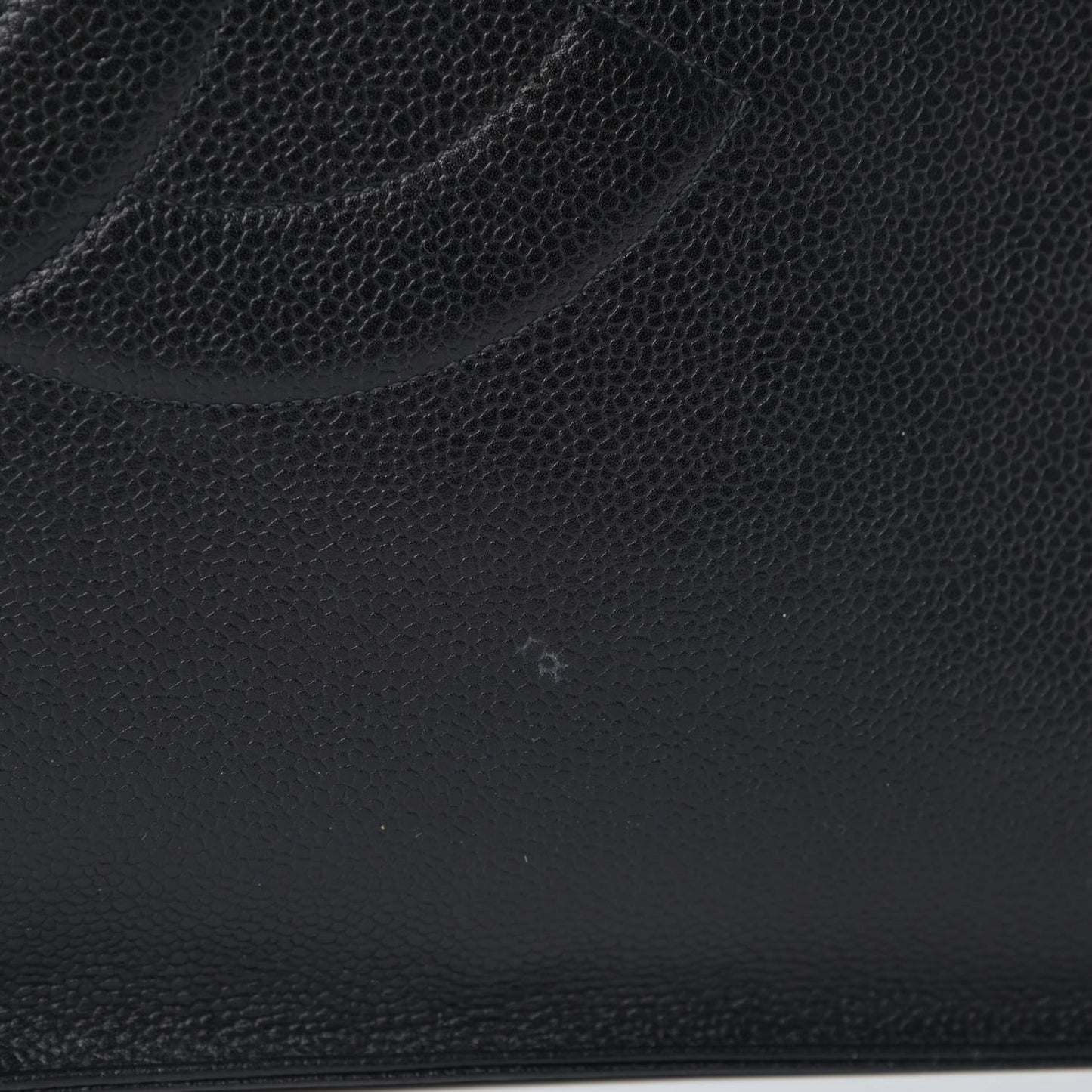 Caviar CC Tote Black