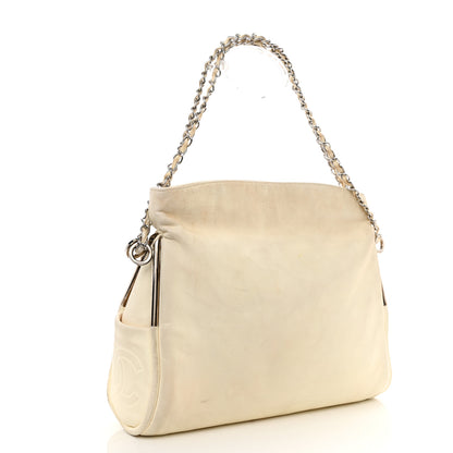 Chanel Lambskin Medium Ultimate Soft Tote Ivory 3 of 18