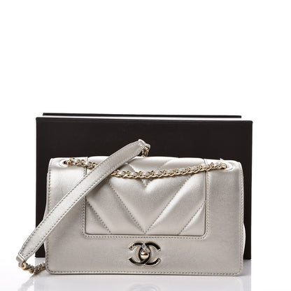Chanel Metallic Sheepskin Chevron Quilted Small Vintage Mademoiselle Flap Light Gold 8 of 8