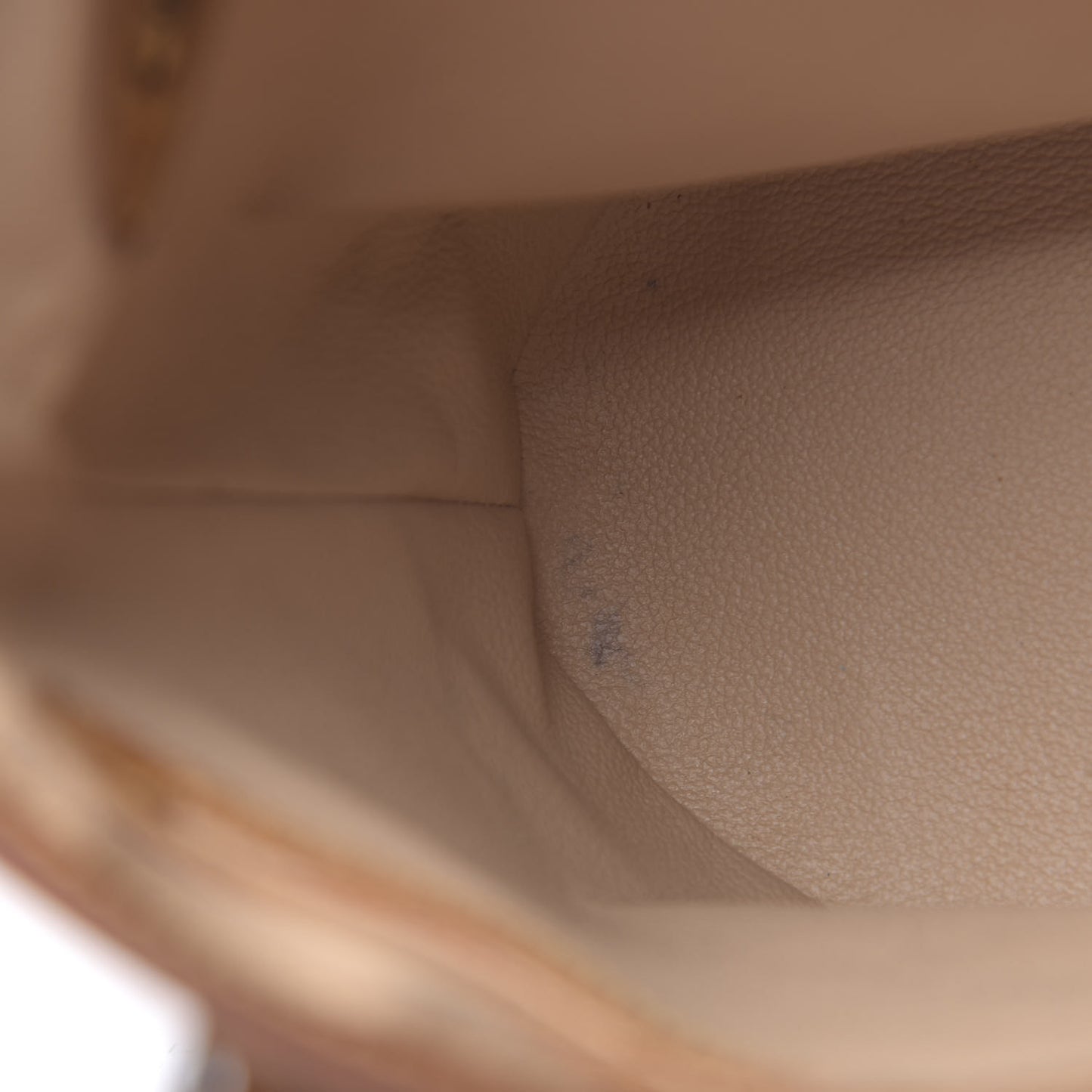 Monogram Petit Bucket 23