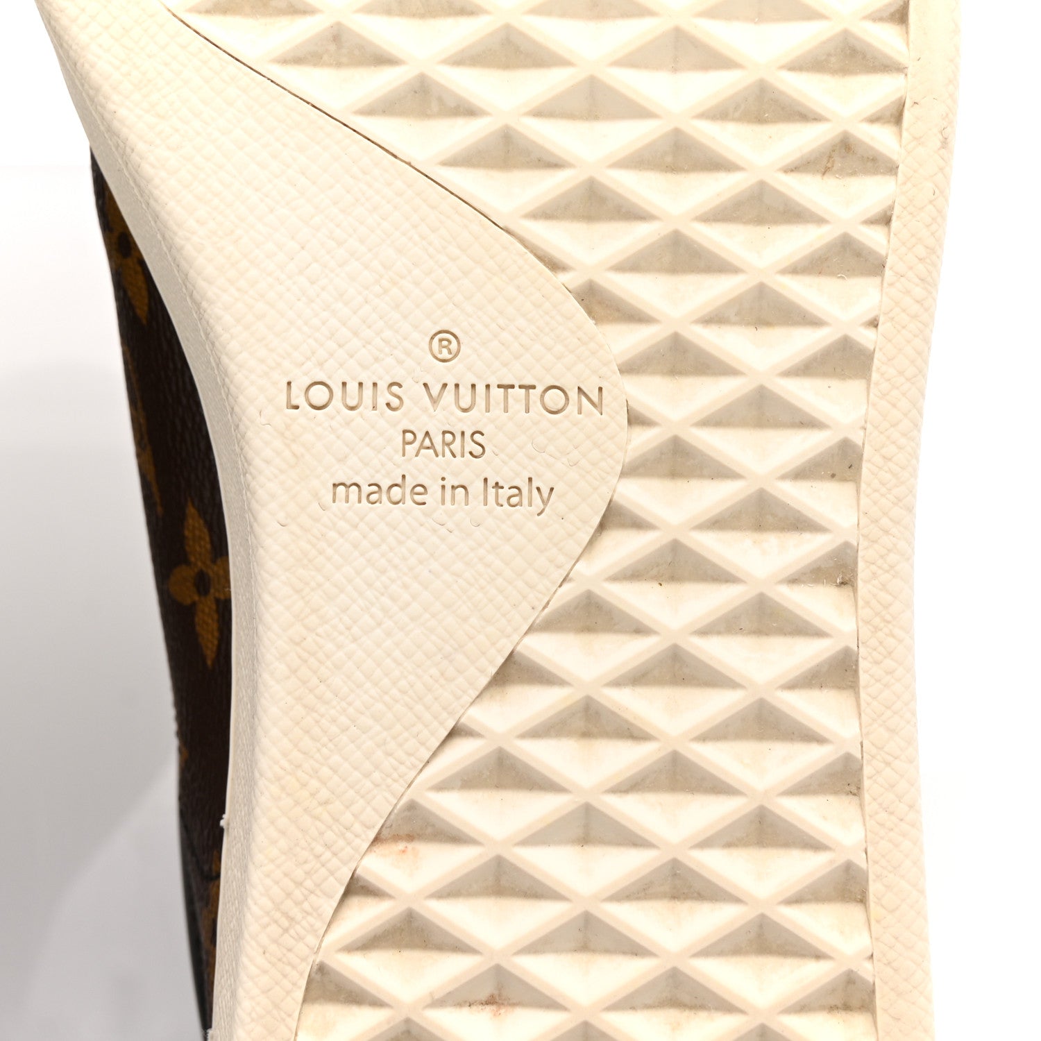 Louis Vuitton Monogram Mens Frontrow Sneakers 8.5 7 of 10