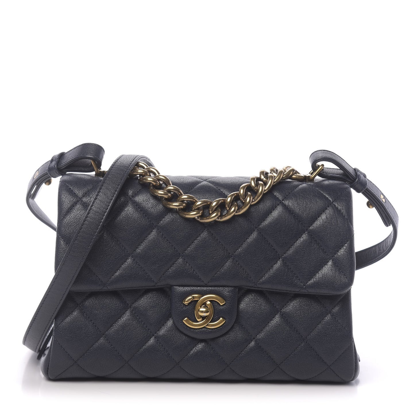 Shiny Sheepskin Quilted Small Trapezio Flap Navy