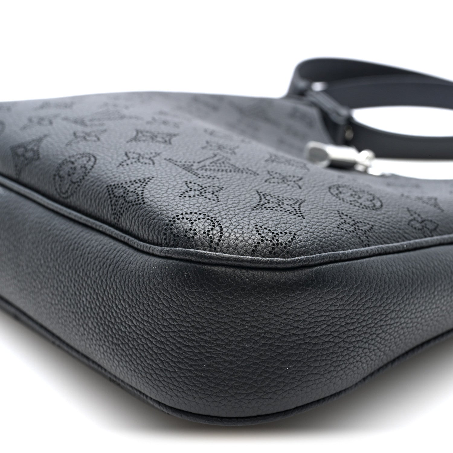 Louis Vuitton Mahina All Around MM Black 9 of 9