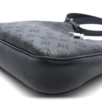 Louis Vuitton Mahina All Around MM Black 9 of 9