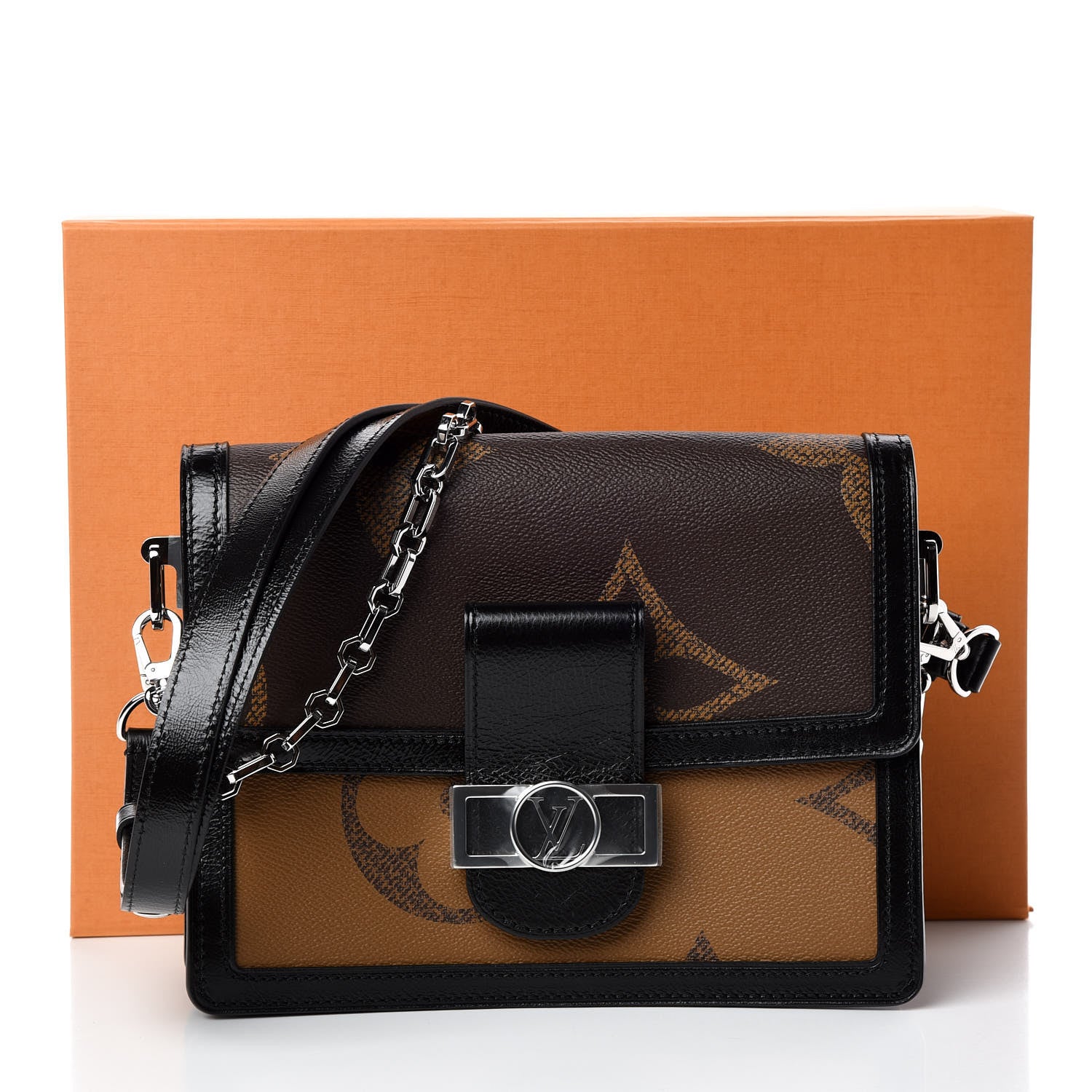 Louis Vuitton Reverse Monogram Giant Dauphine MM 10 of 10