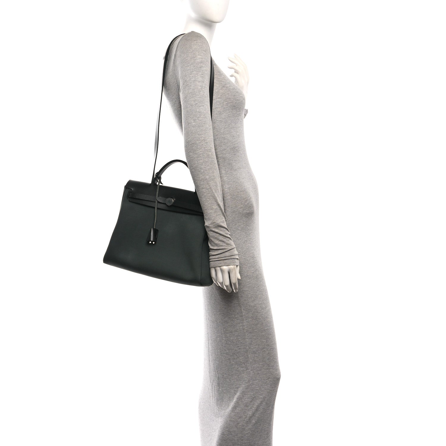 Hermes Toile Militaire Vache Hunter Laque Herbag Zip Retourne PM 31 Vert Mangrove Black 2 of 12