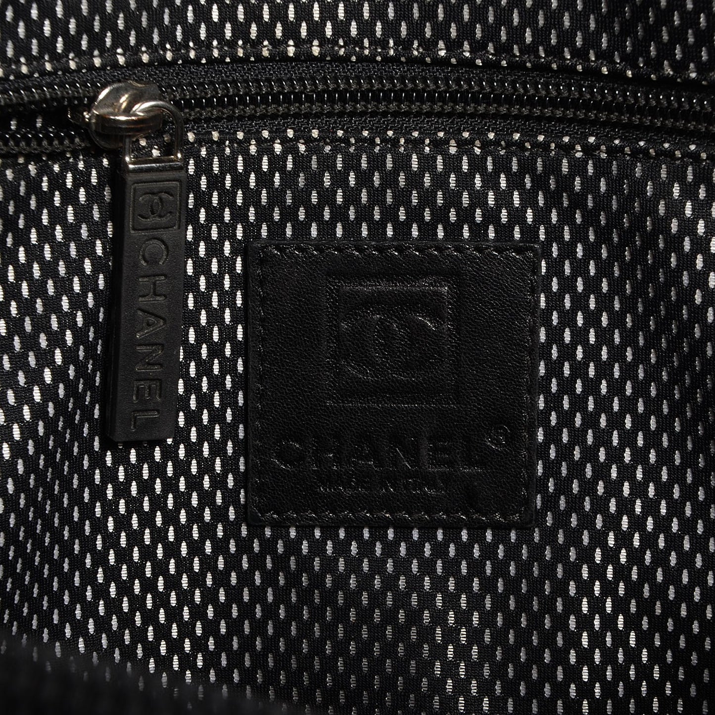 Coated Canvas Sport Messenger Black
