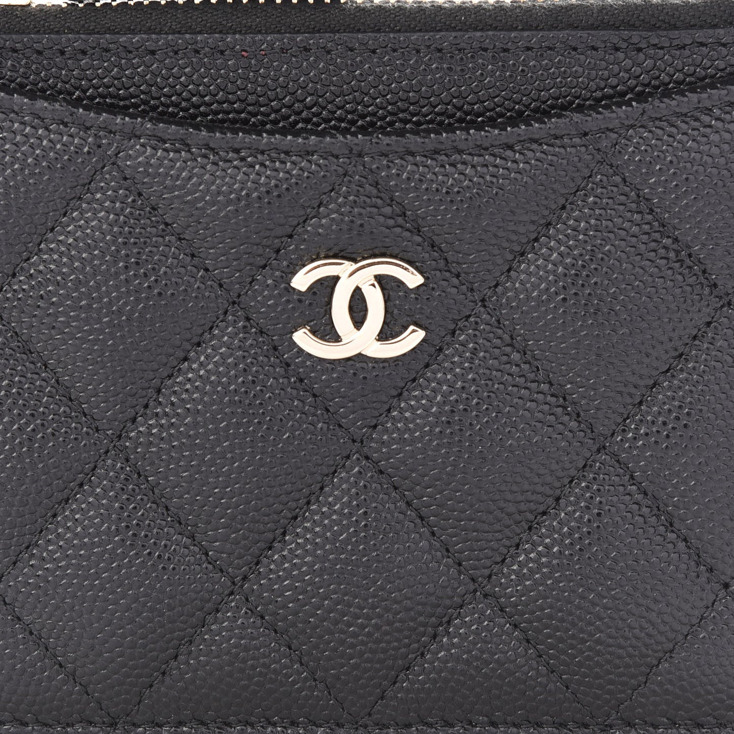 Caviar Quilted CC Zip Card Holder Black