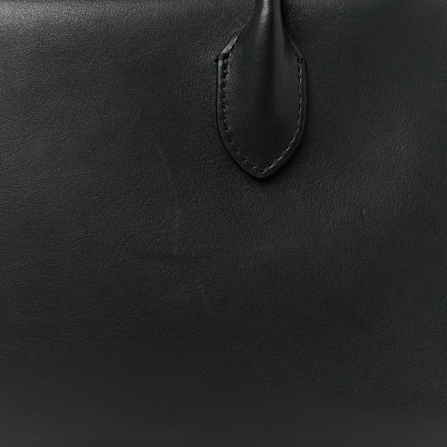 The Row Polished Saddle Calfskin E/W Top Handle Bag Black 8 of 10