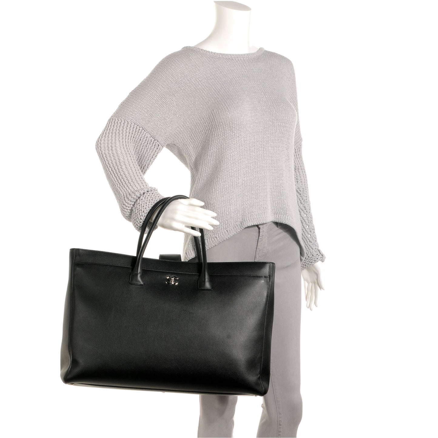 Calfskin XL Cerf Tote Black