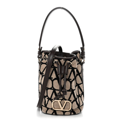 Valentino Garavani Toile Iconographe Nappa Mini Vlogo Signature Bucket Bag Naturale Black Fondant 1 of 10