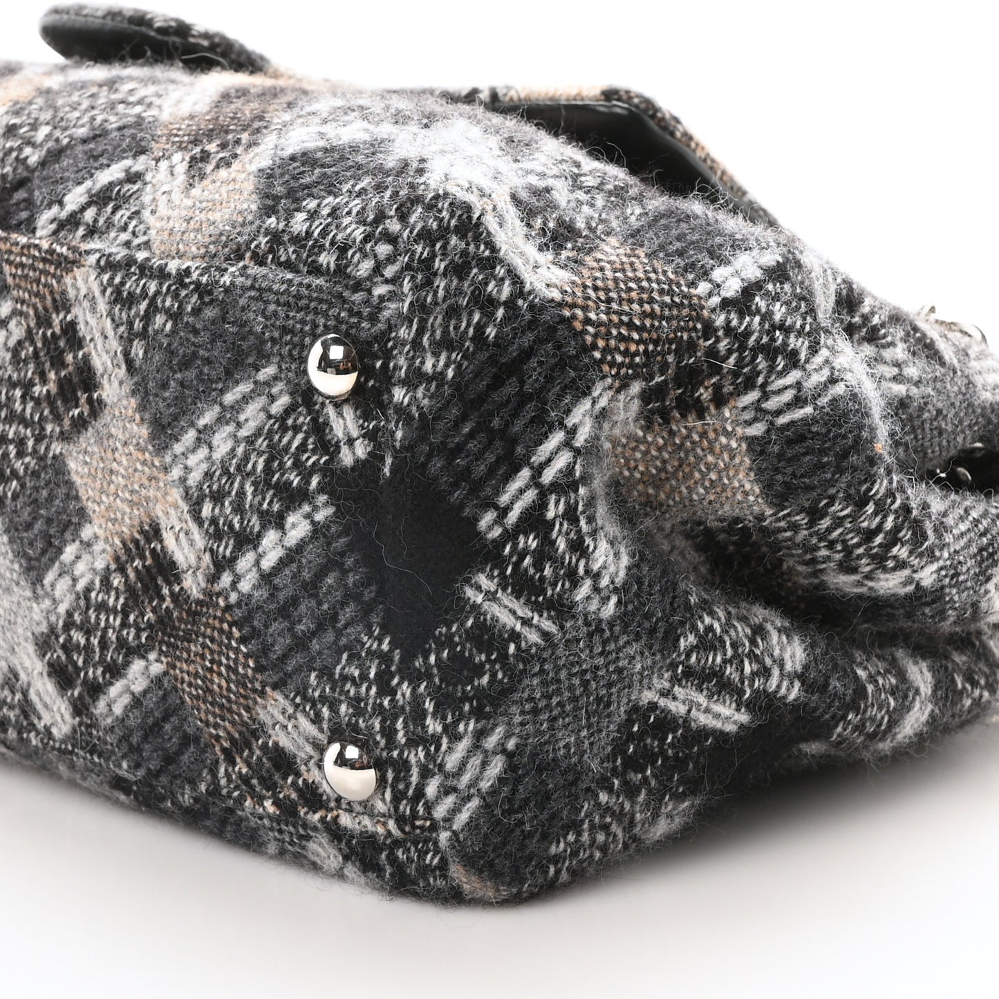 Tweed East West Flap Black White Beige
