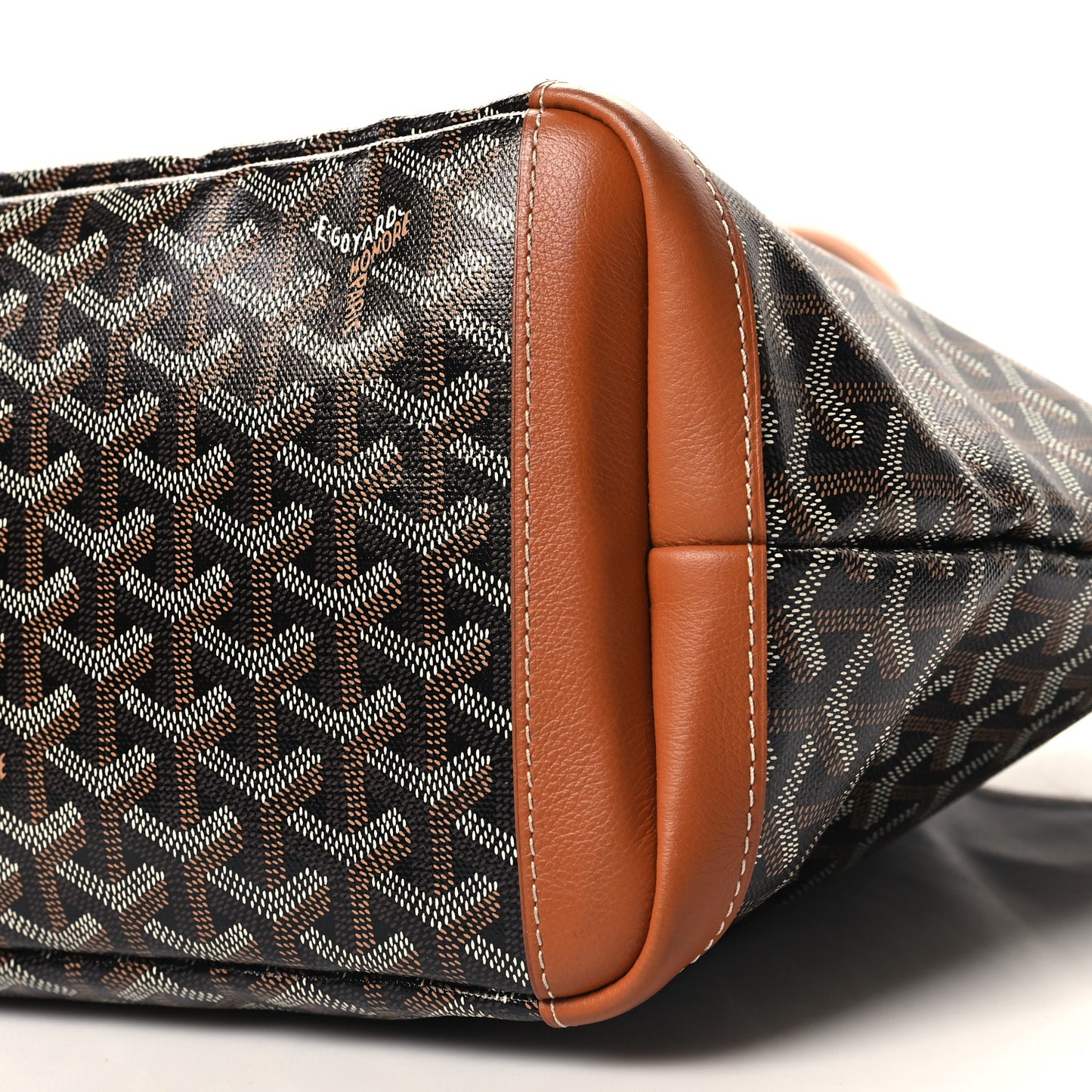 Goyardine Artois MM Black Gold