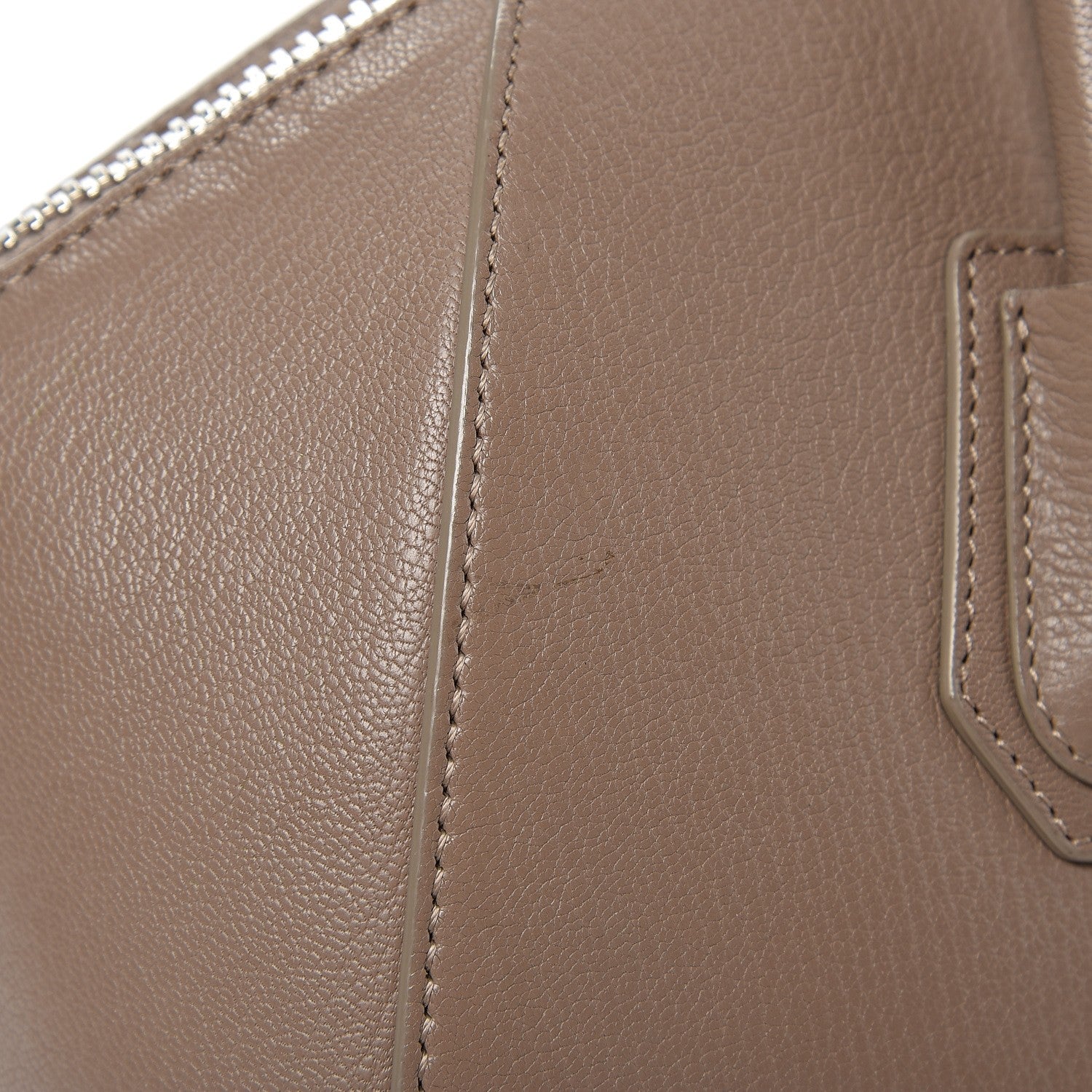 Givenchy Sugar Goatskin Medium Antigona Mastic 9 of 16