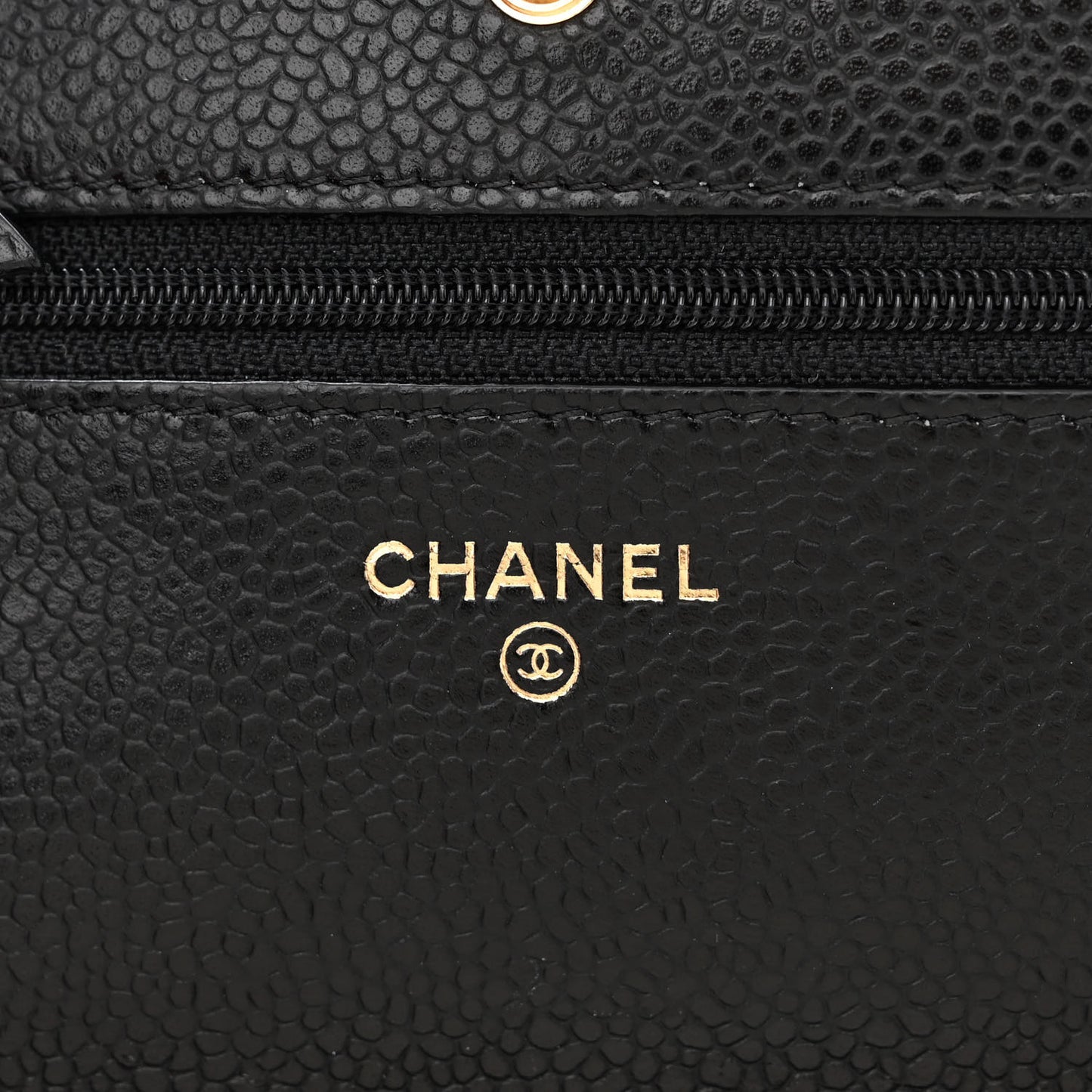 Caviar Quilted Wallet on Chain WOC Black