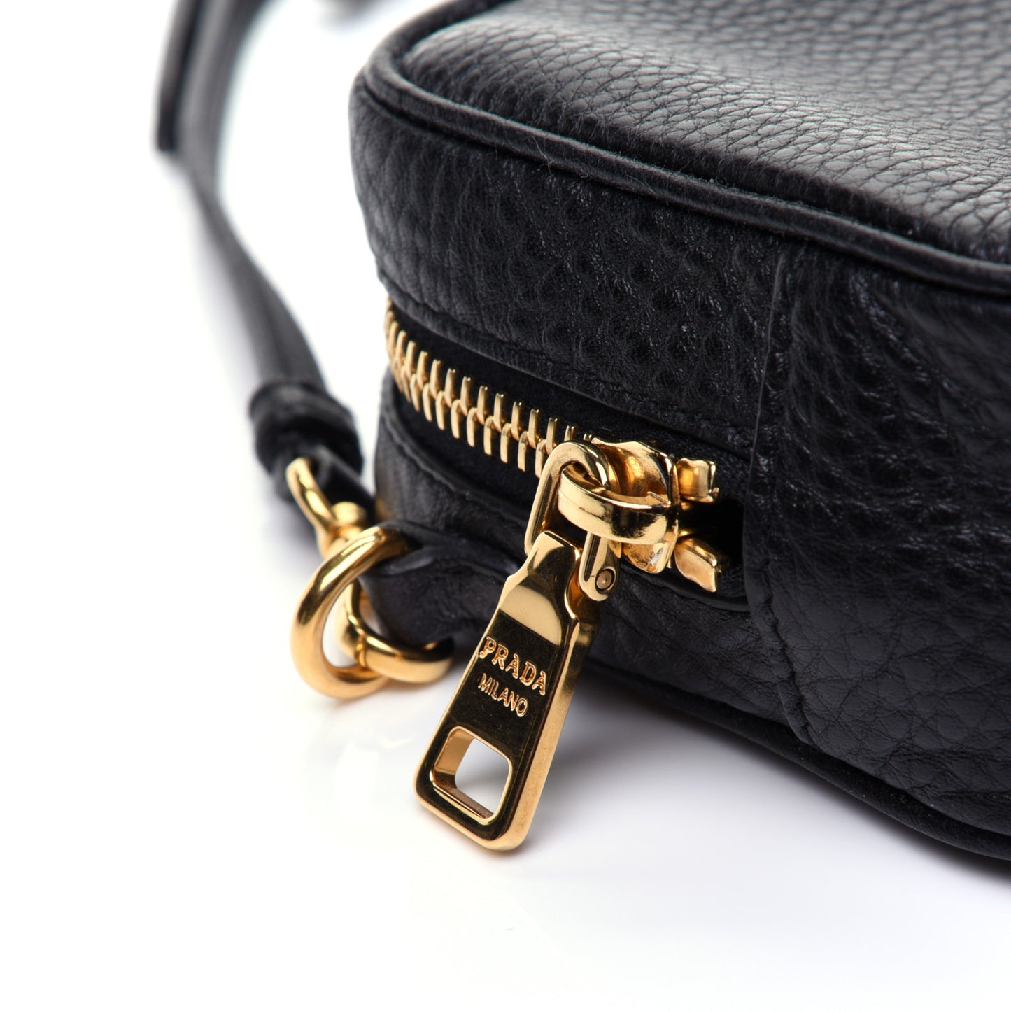 Vitello Daino Mini Camera Crossbody Black