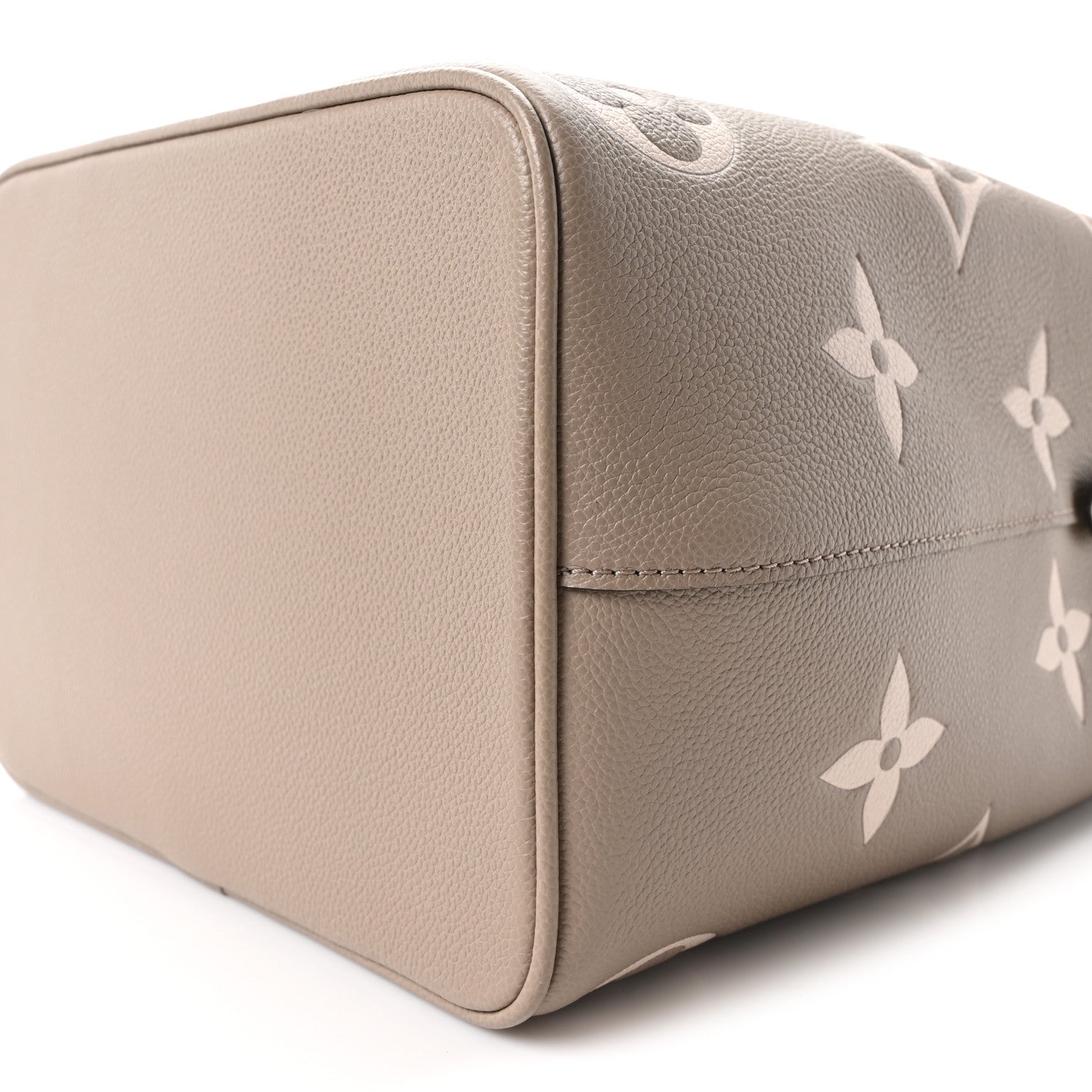 Louis Vuitton Empreinte Monogram Giant Neonoe MM Tourterelle Creme 10 of 10