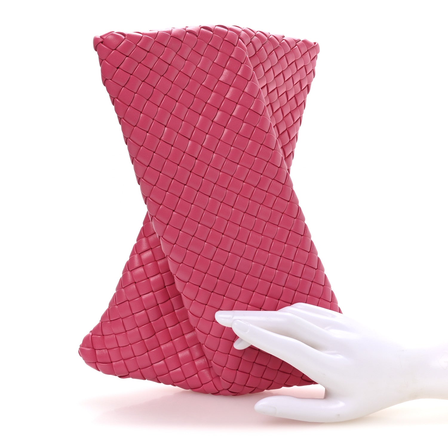Bottega Veneta Nappa Intrecciato Crisscross Clutch Rosa Shock