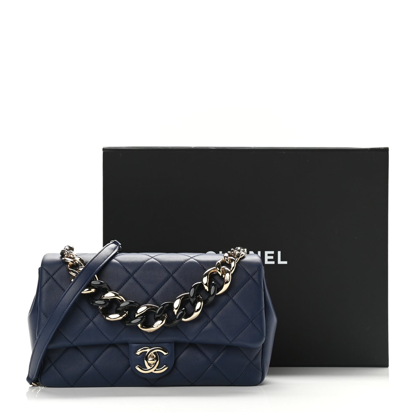 Lambskin Quilted Resin Bi-Color Chain Flap Bag Navy