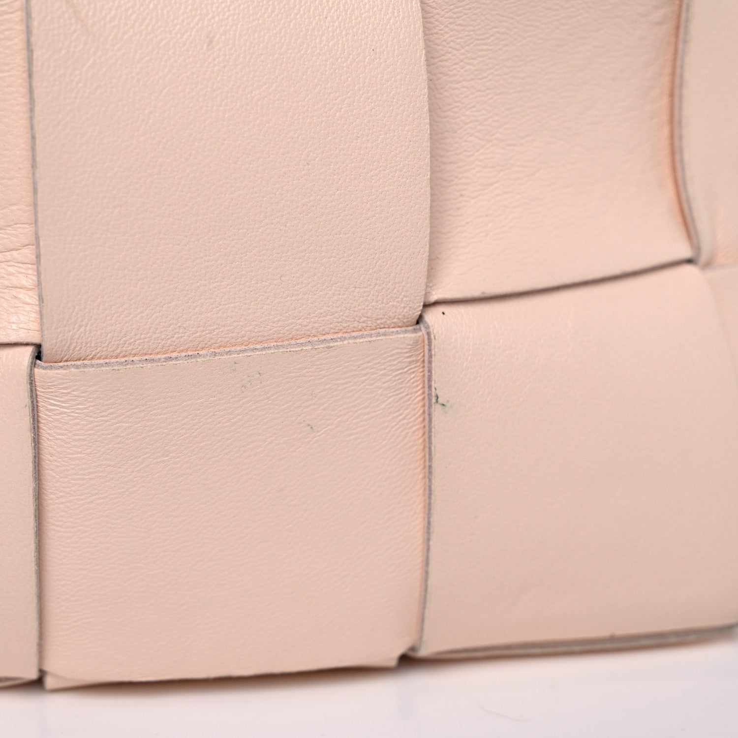 Bottega Veneta Nappa Maxi Intrecciato Cassette Bucket Bag Melon Washed 13 of 15